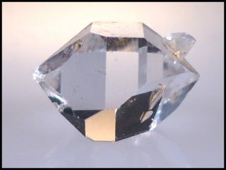 Herkimer Diamond Quartz Crystal Bridge Specimen 7 00 cts 14 08 mm AAA