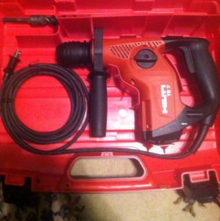 Hilti TE 7 Rotary Hammer Drill In Case Excellent Condition With Drill