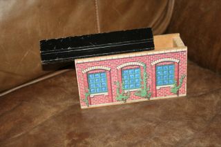 Thomas Wooden Shed w Removable Roof RARE