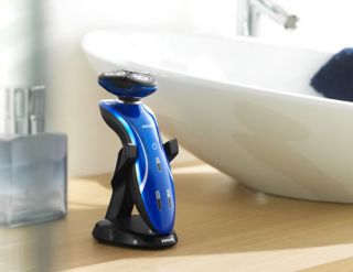 The razors hair collection chamber helps keep your bathroom sink neat