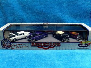 Hot Wheels Reggies Cars 4 Car Set Hot Rods Series 2 with Display Case