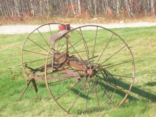 1800S Horse Drawn Hay Rake Vintage Antique Farm Equipment JOHN DEERE