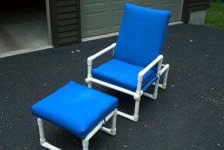 PVC High Back Patio Outdoor Lounge Chair With Ottoman Blue Cushions