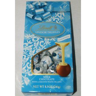 Lindt Lindor Milk Chocolate Truffles with a Smooth White Filling, 8