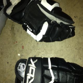  11" RBK Hockey Gloves