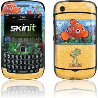Nemo with Fish Tank skin for BlackBerry Curve 8530