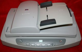 HP ScanJet 5590 Flatbed Scanner w Document Feeder s N R112