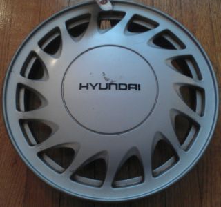 Hyundai Excel Hubcap Wheel Cover 1990 13 OE Cap 55506 52961 24220