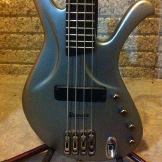 Ibanez Ergodyne Eda 900 Bass Metallic Silver