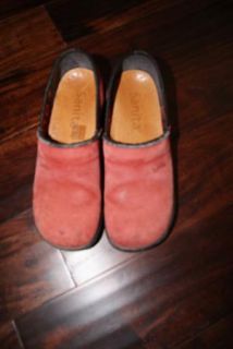 Sanita Dansko Red Professional Closed Heel Leather Clogs Shoes Womens