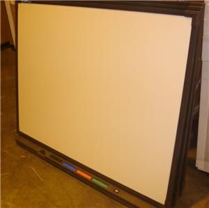  Smart Technologies Interactive Whiteboard Smart Board SB580