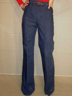  Blue Denim Vtg 70s Belted USA Wrangler Bell Bottom Jeans 24x35