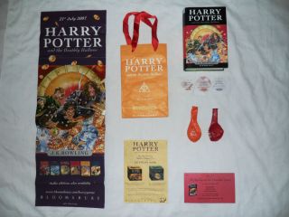 SIGNED JK Rowling SIGNED Harry Potter and the Deathly Hallows Extras