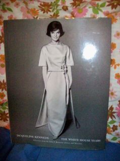 JACQUELINE KENNEDY THE WHITE HOUSE YEARS BOOK JACKIE ONASSIS VERY NICE