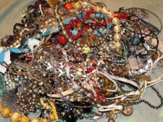 Lot 10lbs of Vintage Now Necklaces Chicos JLO 1928 Sarah Cov Much