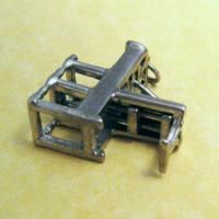  Sterling Silver Charm MOVABLE MINIATURE GUTENBERG PRINTING PRESS