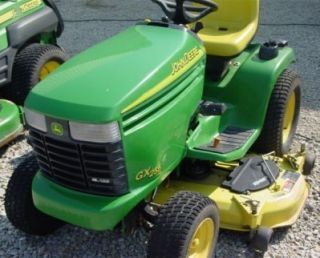 John Deere GX255 Lawn Garden Tractor  