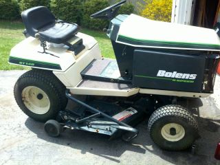 Bolens St 140 ST140 Lawn Tractor Suburban for Parts Garden Mower Cub Deere John  