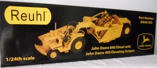 John Deere 840 Diesel 400 Elevating Scraper  