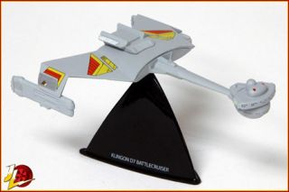 Johnny Lightning Star Trek Romulan D7 Battle Cruiser Series 6 "Shipping Damage"  