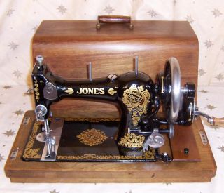 1930's Jones Family CS Hand Crank Sewing Machine  