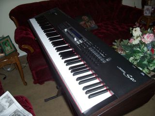 Yamaha S80 Keyboard Synthesizer