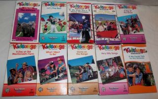 Lot of 10 Kidsongs VHS We Wish You a Merry Christmas, Very Silly Songs