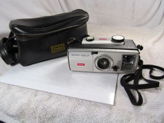 Vintage Kodak Brownie Super 27 Film Camera w Carrying Case