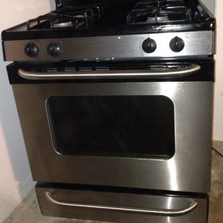 GE Gas Stove/Range black & stainless steel w/bottom drawer excellent