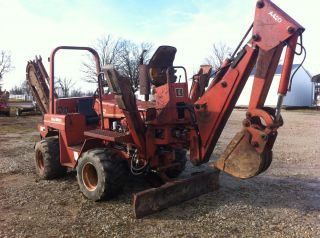 Ditch Witch 5010DD Trencher Backhoe