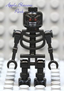 New 1 Black Skull Lego Castle Skeleton Pirate Warrior Ninjago
