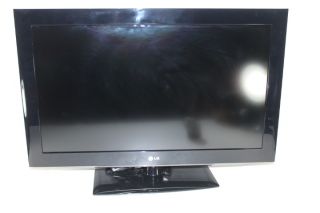 LG Electronics 32LD550 32 LCD 1080p HDTV