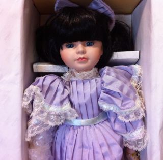 Collection Doll Seymour Mann Lila Hand Crafted Painted Porelain