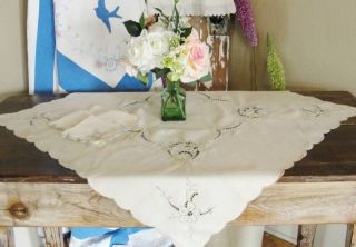 Vintage Madeira Embroidered Linen Tablecloth 4 Napkins