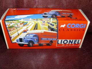 Vintage Lionel Corgi Mack B Series Moving Van 1996