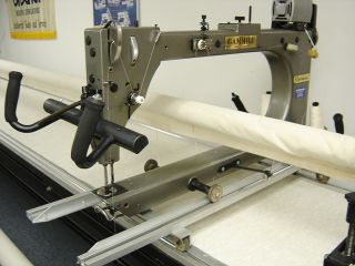 GAMMILL OPTIMUM Longarm Quilting Machine with 14 Stand Great Condition