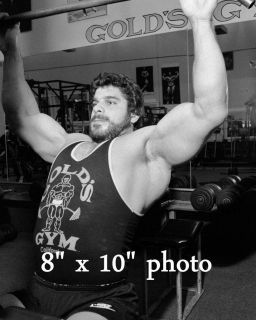 Lou Ferrigno Bodybuilder Photo Working Out at Golds Gym