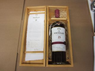 Macallan Highland Single Malt Scotch Whisky 25 Years Old New