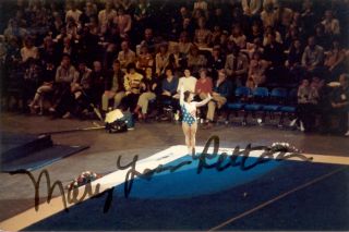 Mary Lou Retton 1984 Gymnastics Gold Autographed