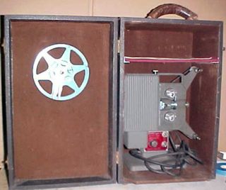 Vintage Kodascope Eight 33 Projector w Wooden Case Works