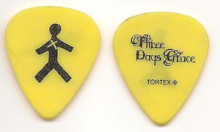 Three Days Grace Adam Gontier Guitar Pick 1X Tour 2007