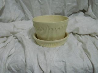 Morton USA Cream Colored Flowerpot Planter with Attached Underplate $9