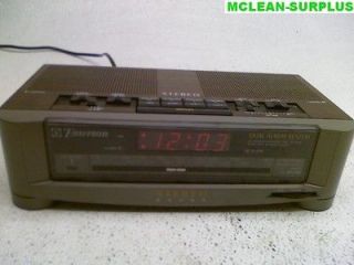 Emerson AM FM Stereo Digital Dual Alarm System Clock Radio AK2745