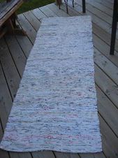 W56 VINTAGE RUG RAG RUNNER WOVEN COTTON MATERIAL 28.25X 76INCHES