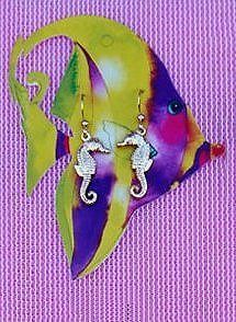 SEAHORSE EARRINGS ~ 14K GOLD ~ Made in USA ~Sealife / Ocean Gift ~ NEW