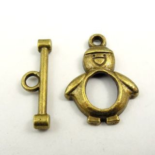Antique style bronze look jewelry findings penguin toggle clasp 25