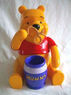 Winnie the Pooh Bubble Blower Toy Maker Battery Operated On/Off Switch