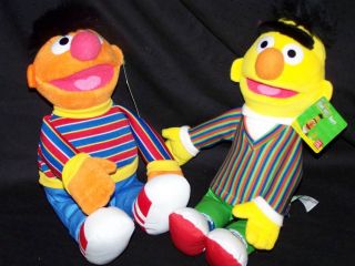 Gund Bert and Ernie Set Sesame Street NWT 14 NWT BUDDY PACK FREE
