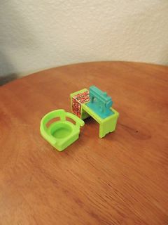 FISHER PRICE LITTLE PEOPLE SEWING MACHINE GREEN BLUE CHAIR HOUSE
