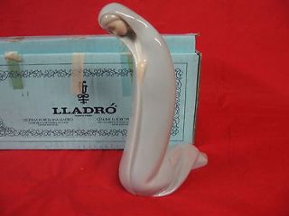 MINT IN BOX Lladro 4534 MADONNA Blessed Virgin Mary